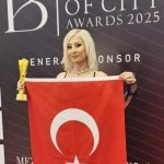 Aile ve İlişki Danışmanı Aysun Abacı’ya Bakü’de “Best of City Awards 2025” ödülü